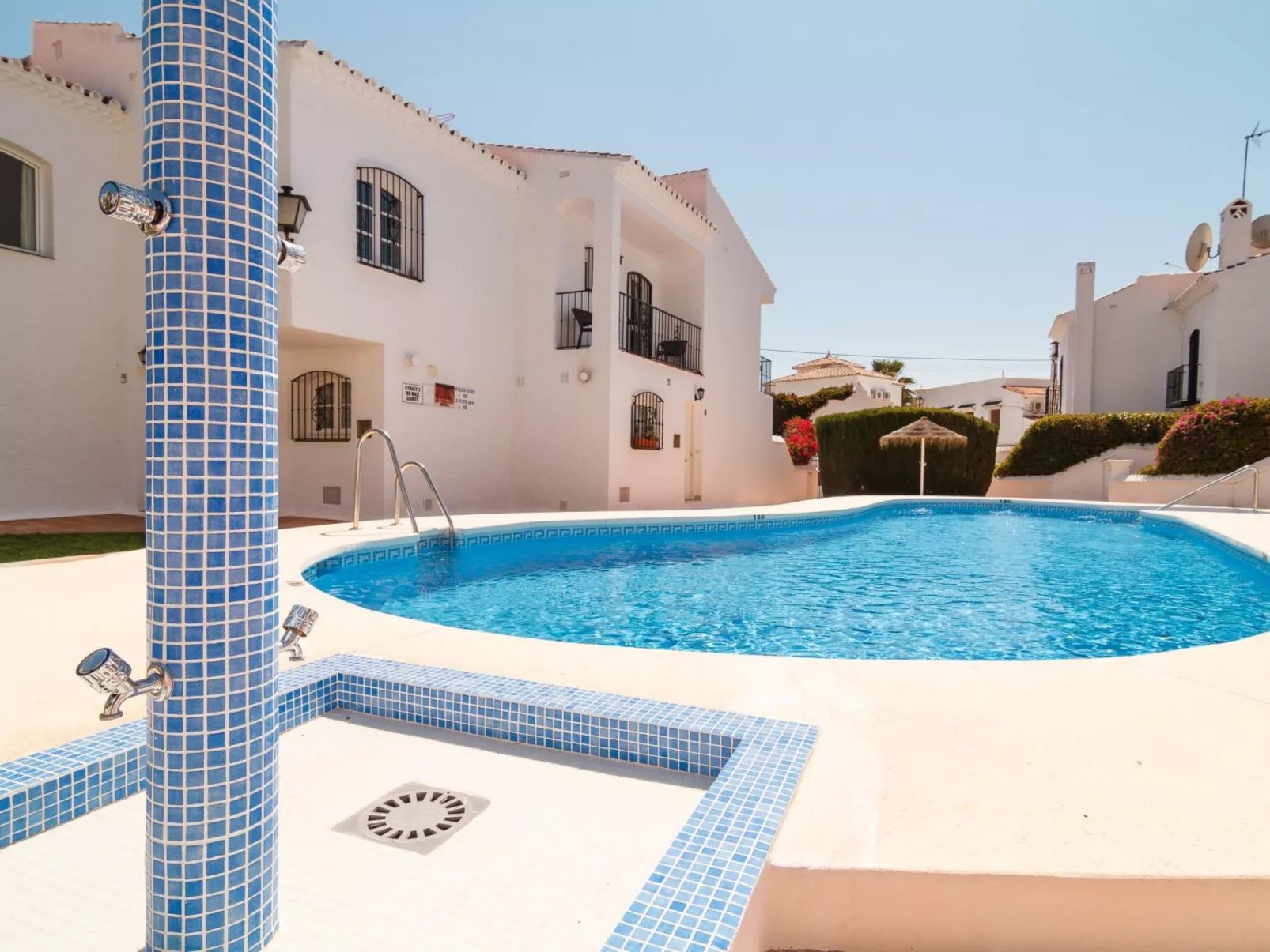 Los Pinos 23 Villas by Casasol - Buiten