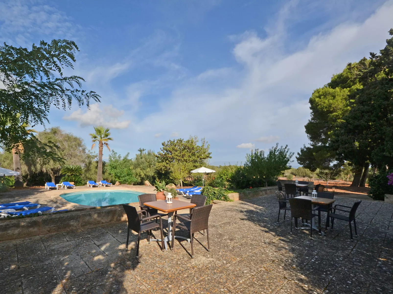 Son Granada - Buiten