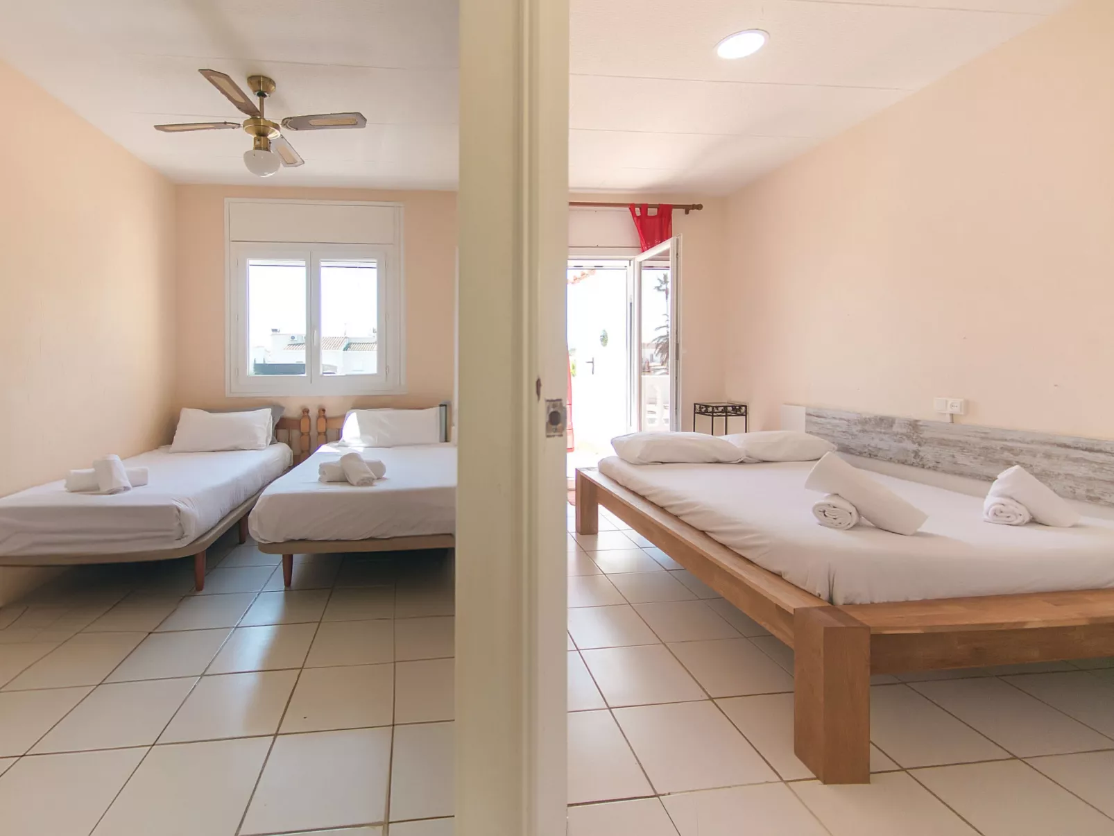 WELCS CASA  240 EMP con piscina y vista al canal - Binnen