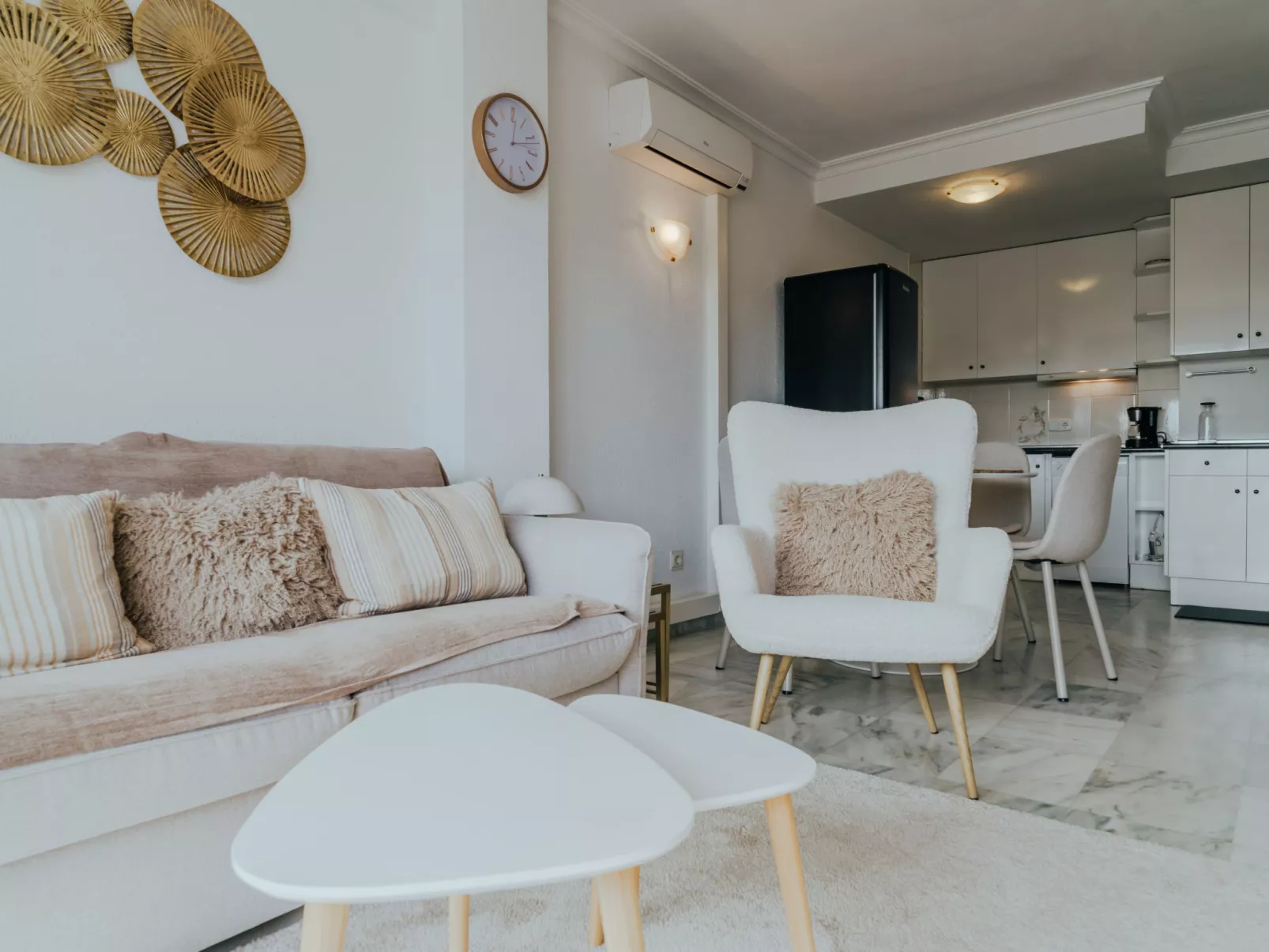 WELCS APARTAMENTO 208 EMP cerca de la playa - Binnen
