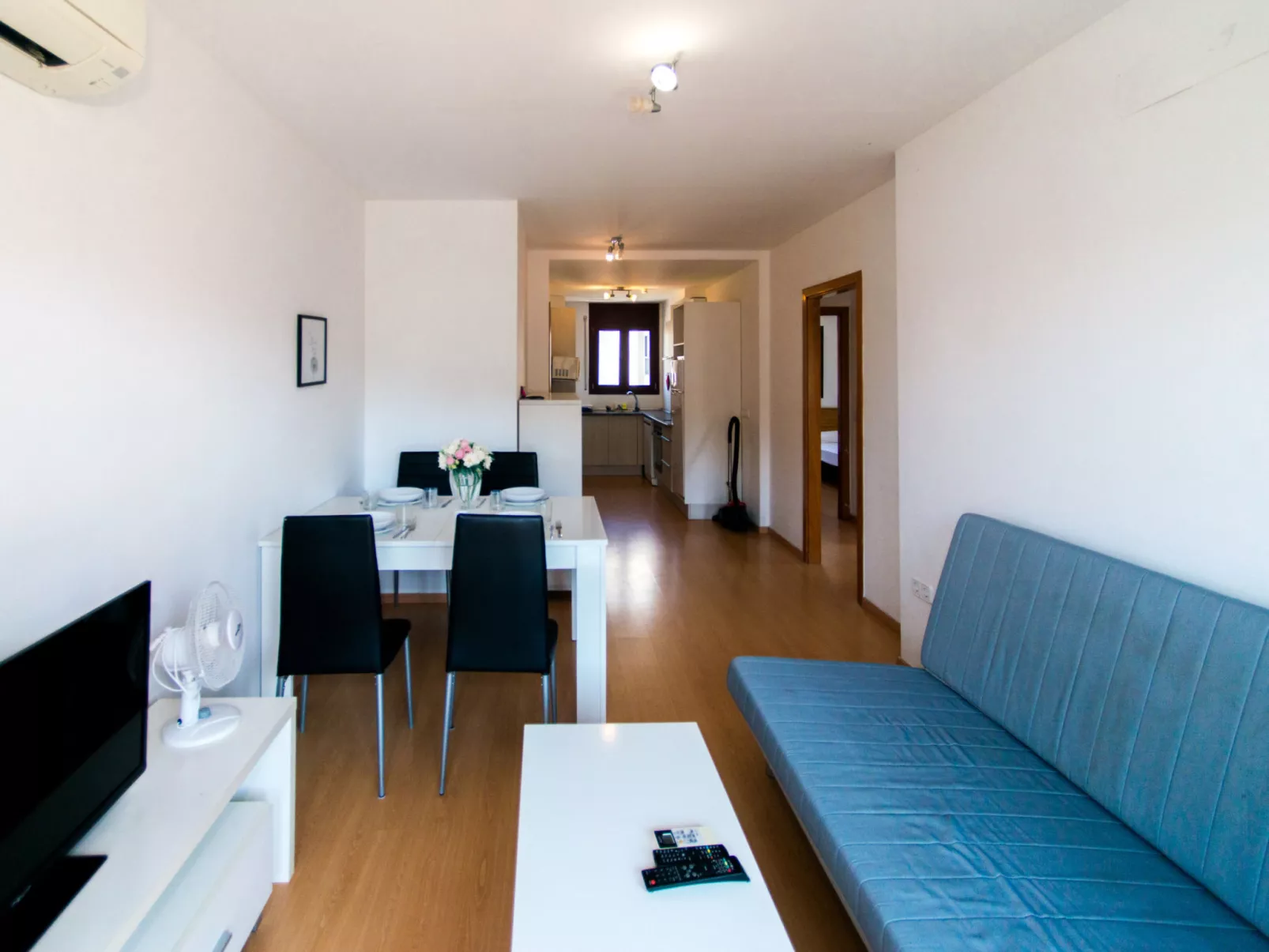 WELCS APARTAMENTO 265 EMP cerca de la playa - Binnen