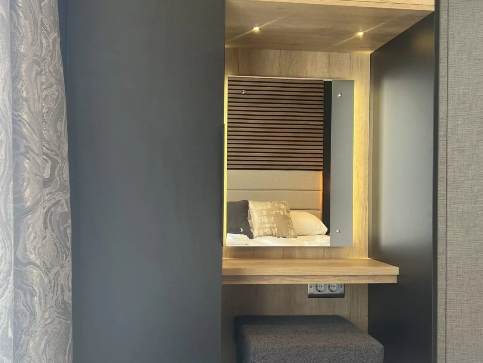 Vakantiepark de Zeeuwse Parel – Hotel Chalet - Binnen