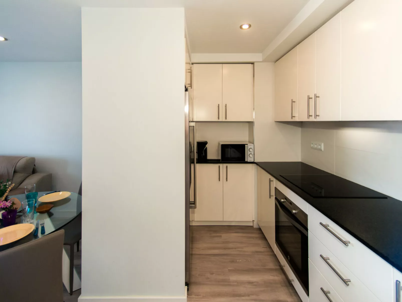 WELCS APARTAMENTO 264 EMP con vistas al canal - Binnen