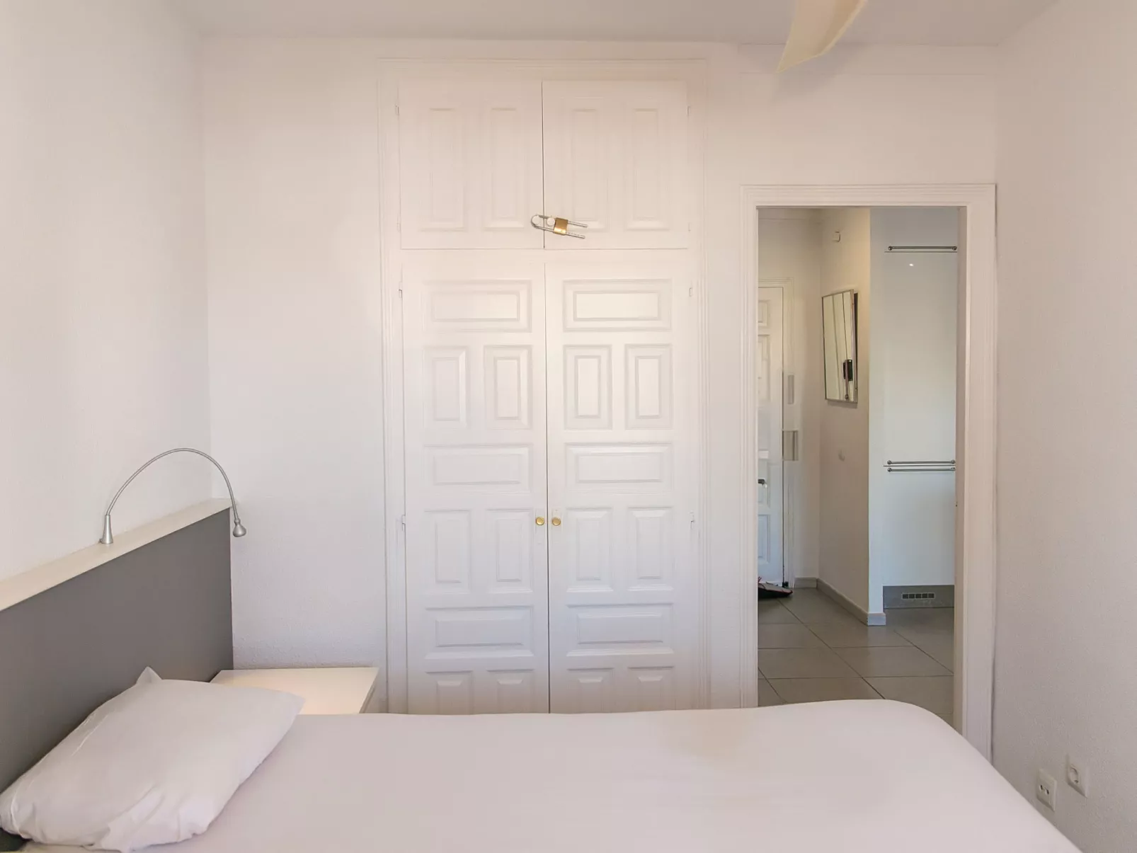 WELCS APARTAMENTO 059 EMP con vista al canal - Binnen