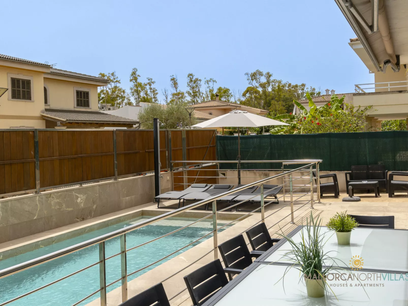 Villa Iola: Moderna Casa en Platja de Muro - Buiten