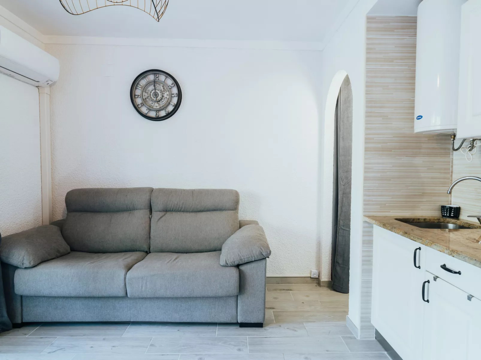 WELCS APARTAMENTO 201 EMP con TERRAZA - Binnen