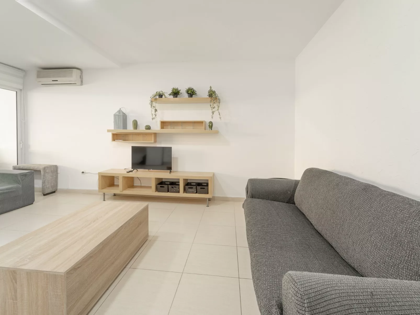 WELCS APARTAMENTO 133 EMP con piscina comunitaria - Binnen