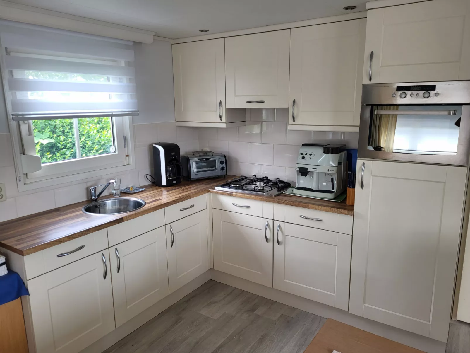 NV 206 - Beach Resort Nieuwvliet Bad - Binnen