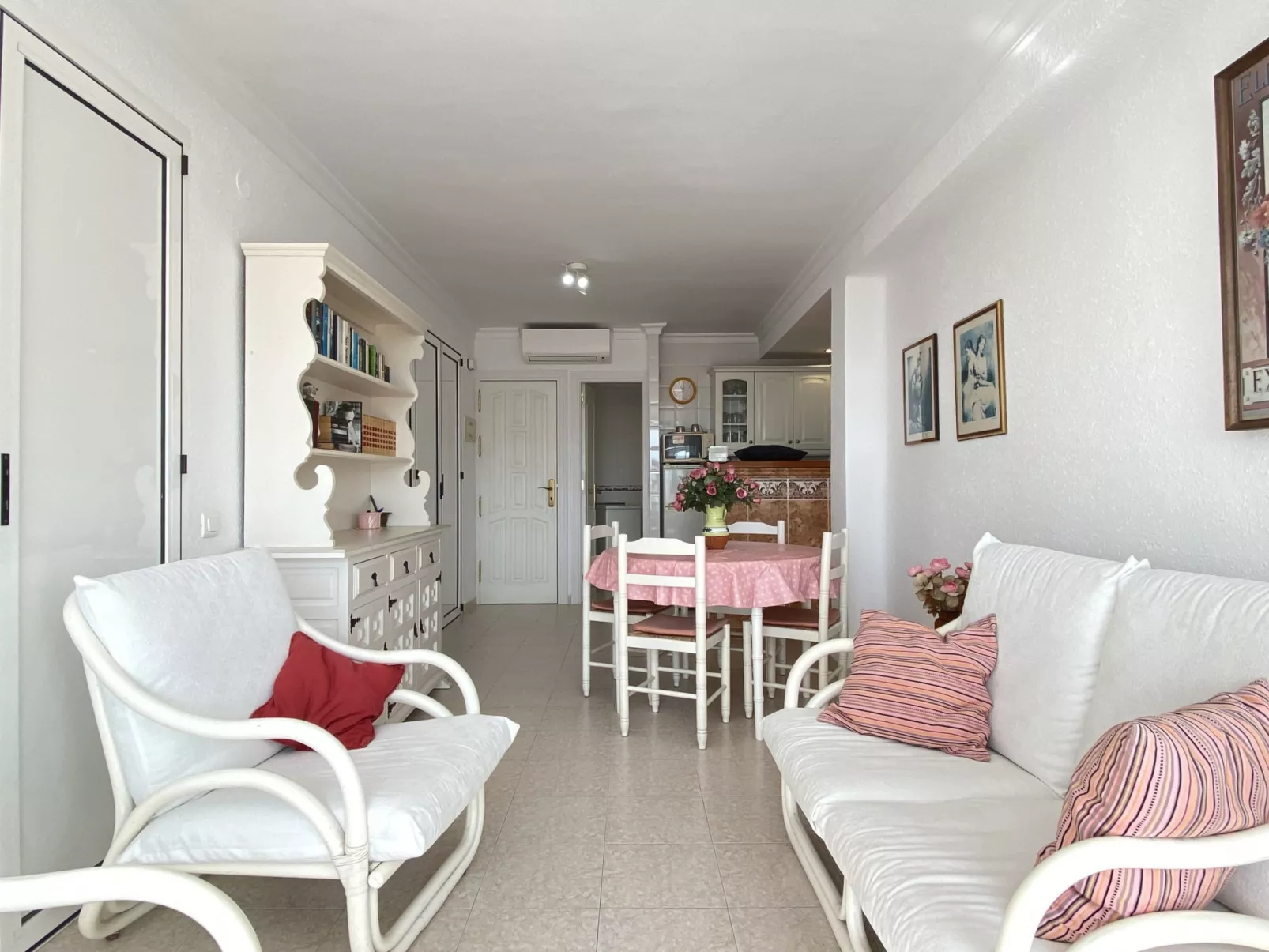 Coronado 73 Apartment by Casasol - Binnen