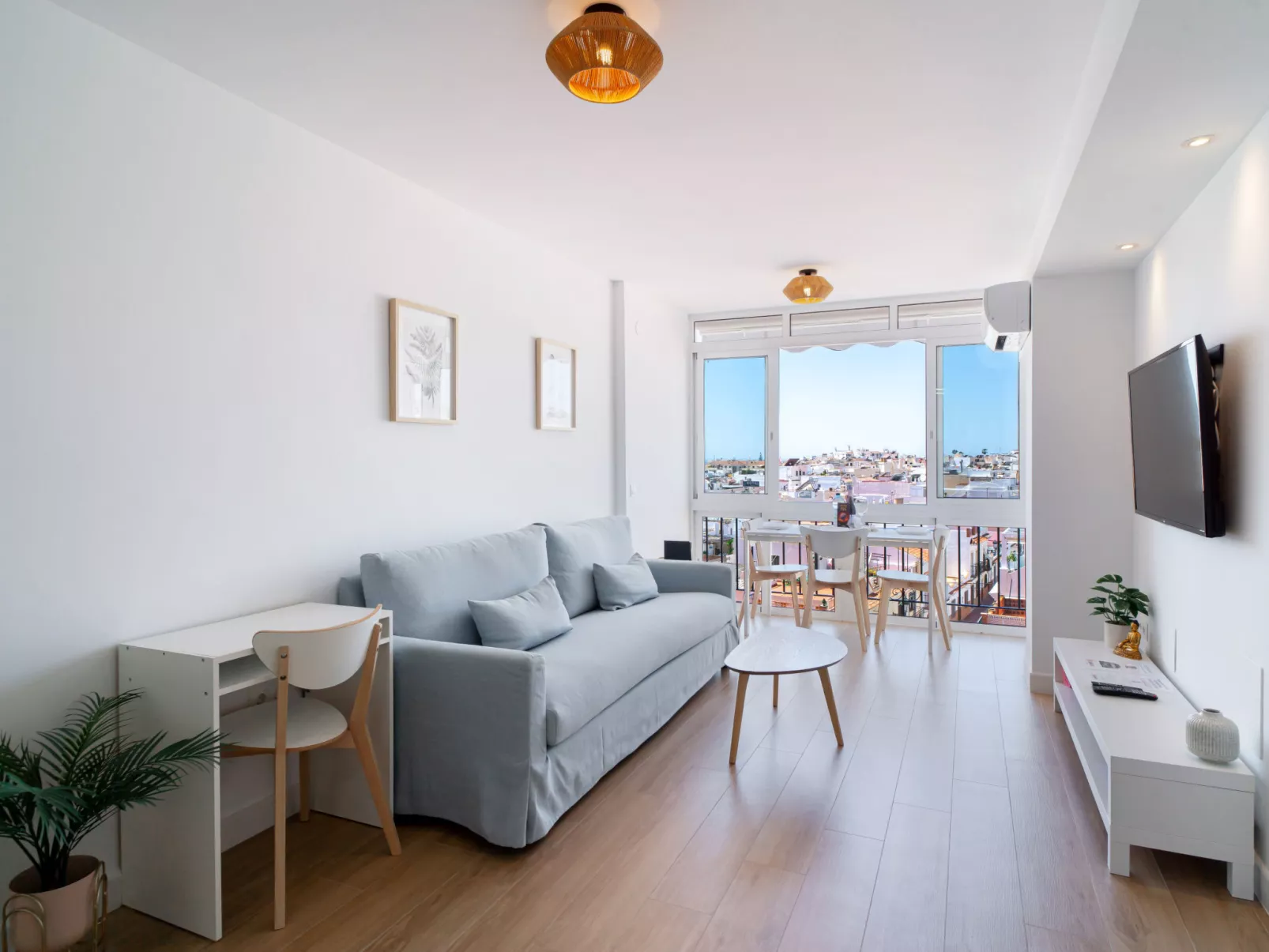 Coronado 25 Deluxe by Casasol - Binnen