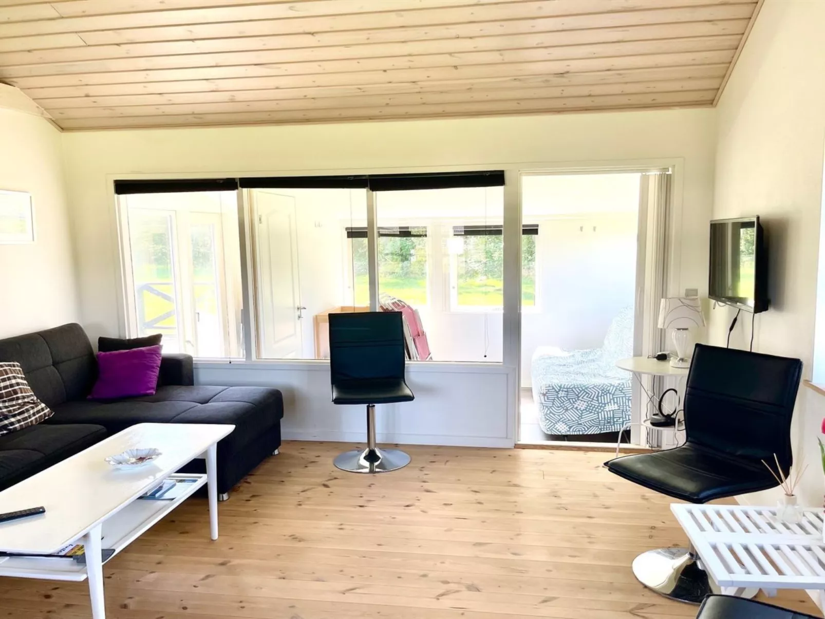 "Annelouise" - 180m to the fjord - Binnen