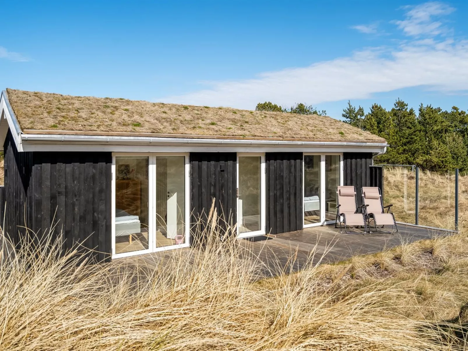 "Steinunn" - 600m from the sea - Binnen