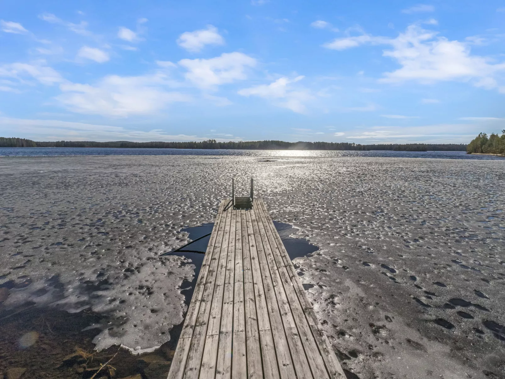 Peltoneuvos - Binnen
