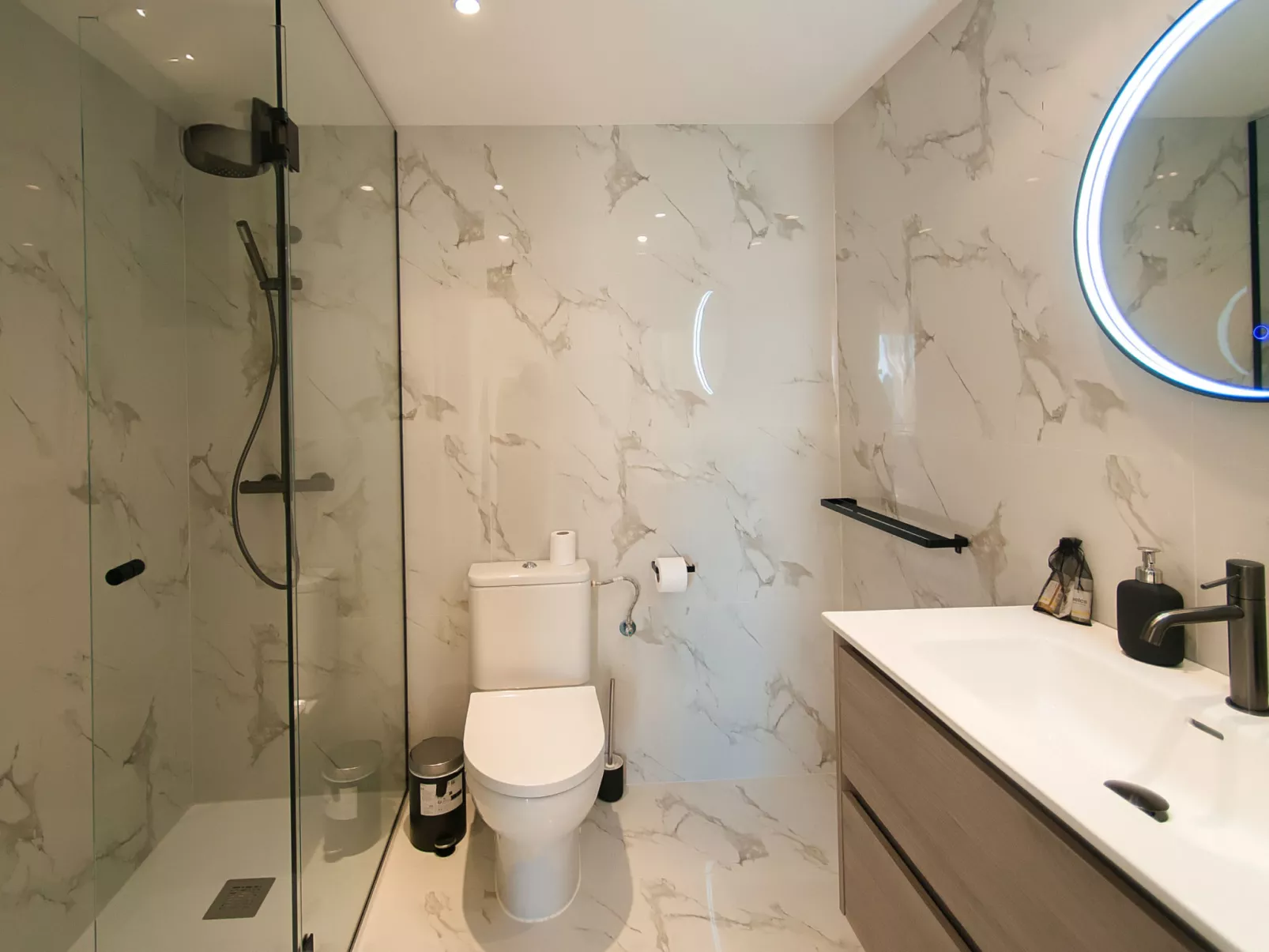 WELCS APARTAMENTO 225 EMP CERCA DEL MAR - Binnen