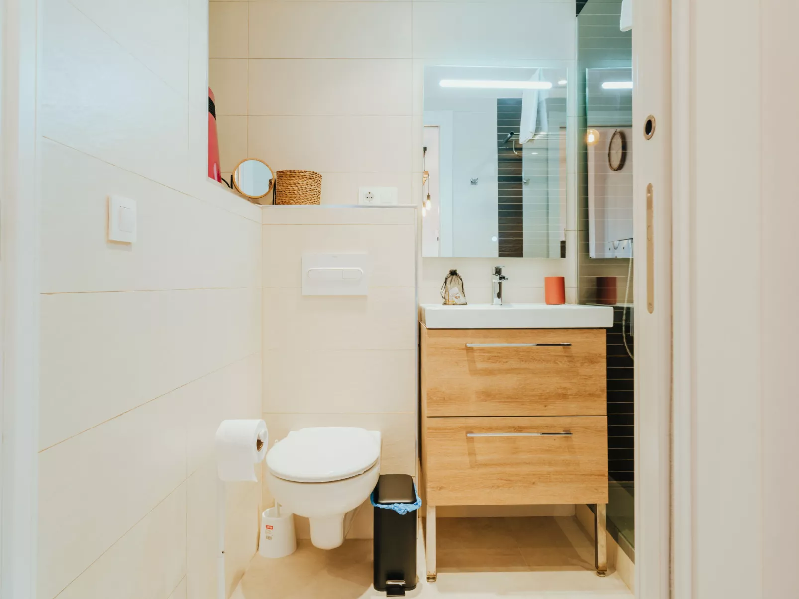 WELCS APARTAMENTO 193 EMP con vistas al canal - Binnen