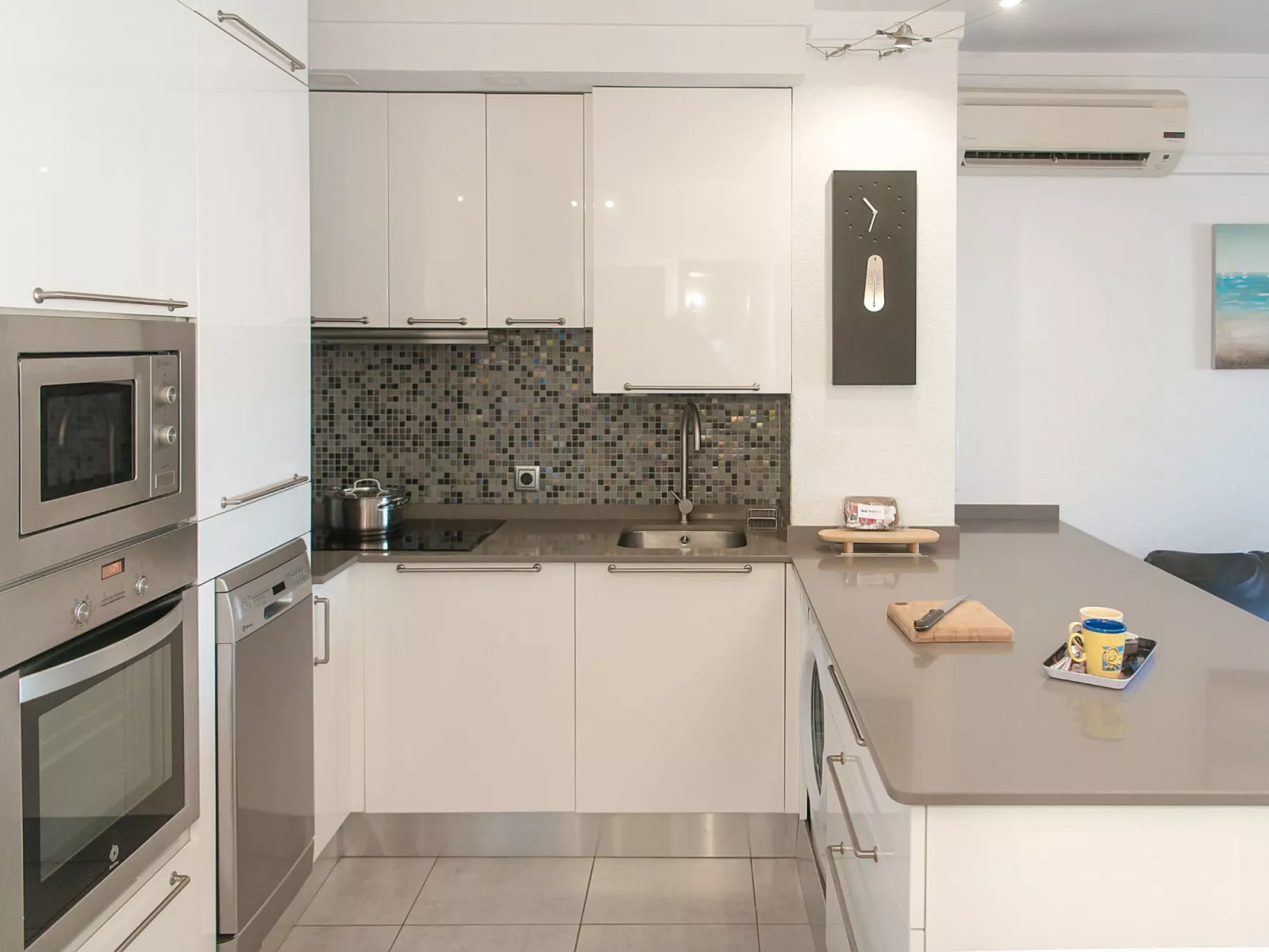 WELCS APARTAMENTO 059 EMP con vista al canal - Binnen