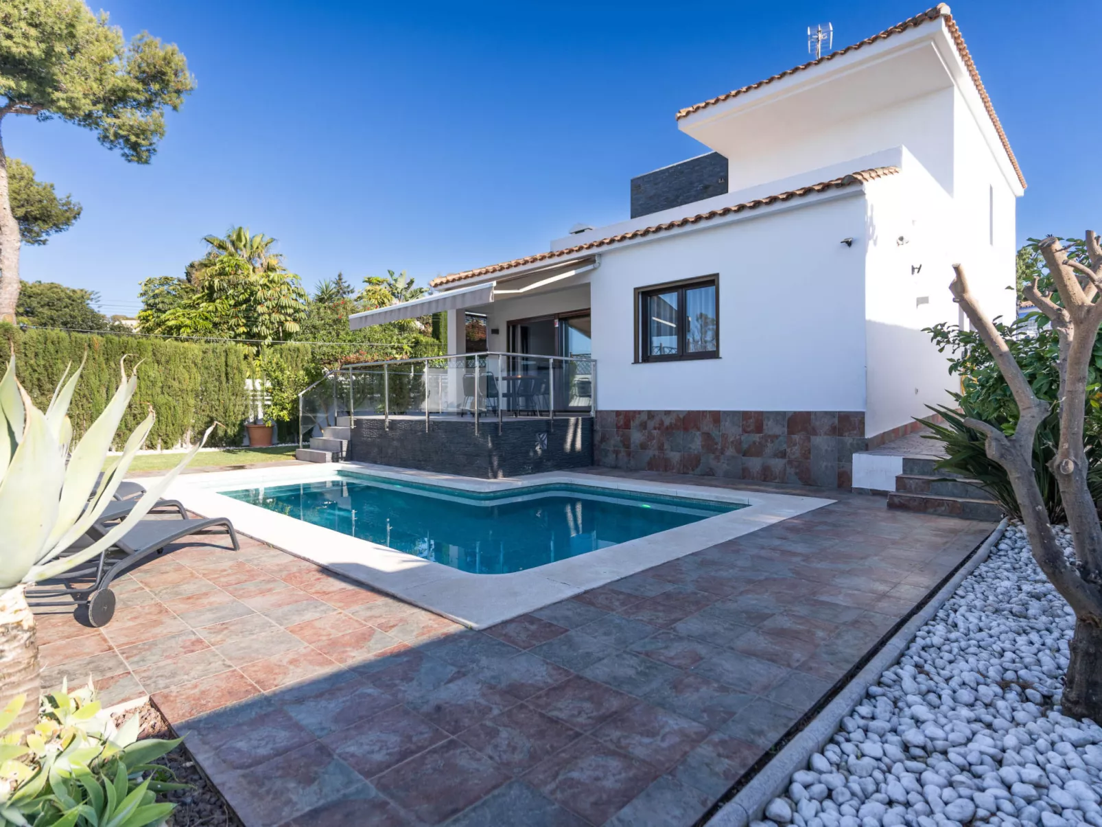 Modern Villa close to Costabella beach - Buiten