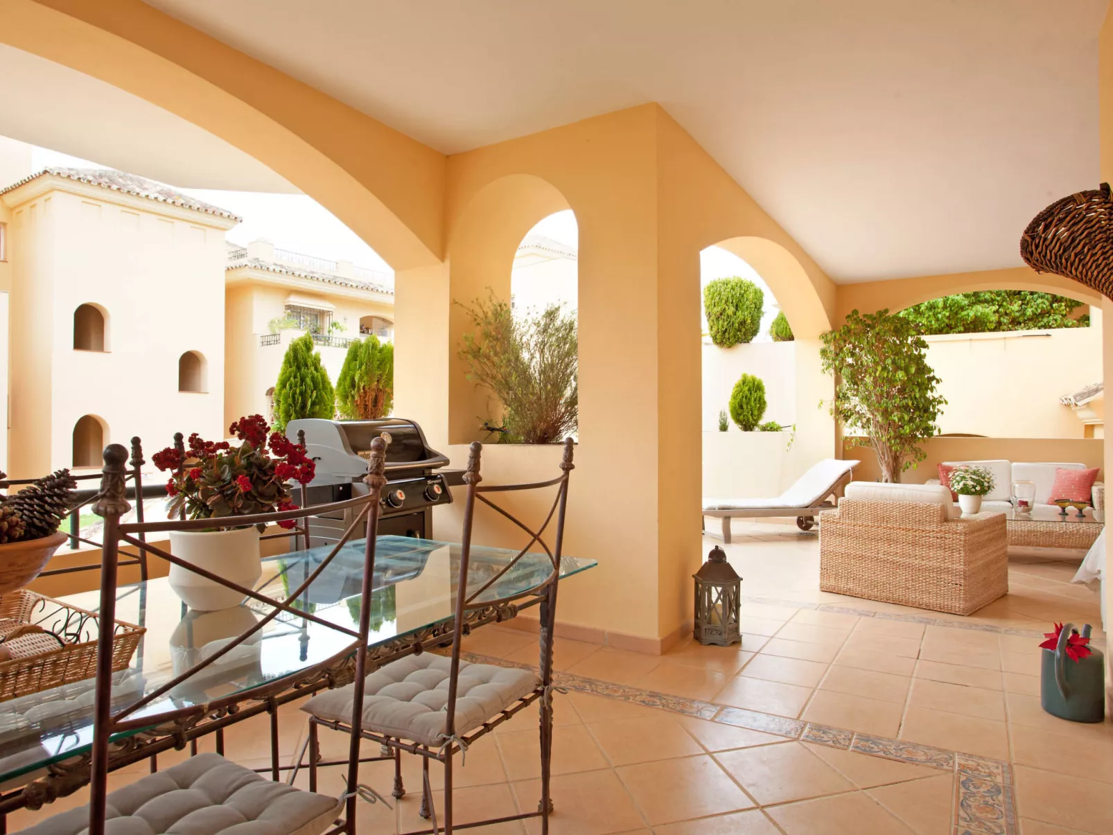 Hacienda Elviria - Binnen