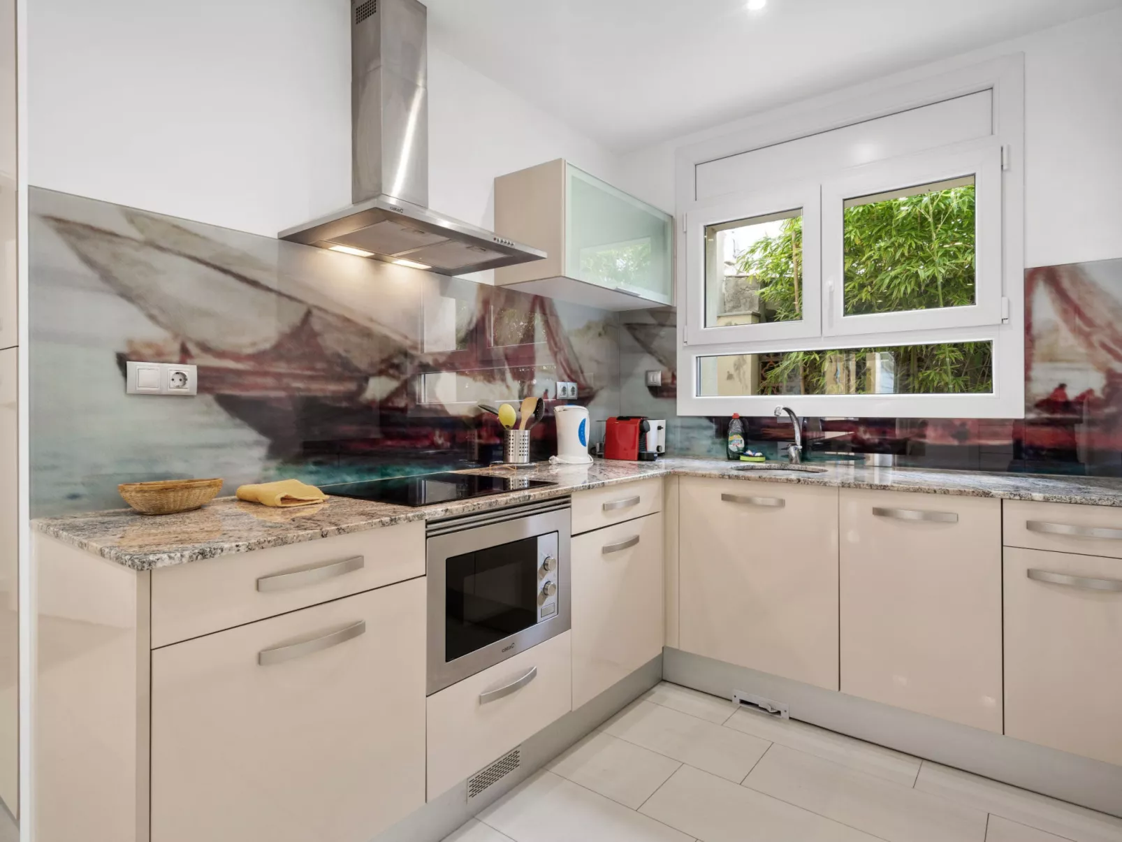 La Vida Sin Limites A EMP - Binnen