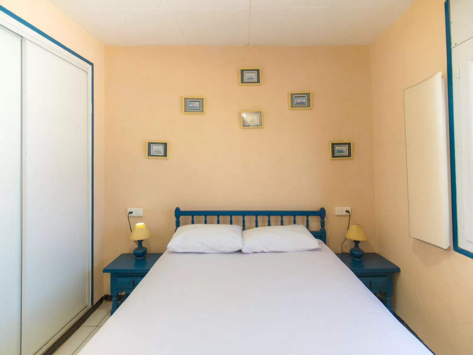 WELCS CASA  240 EMP con piscina y vista al canal - Binnen