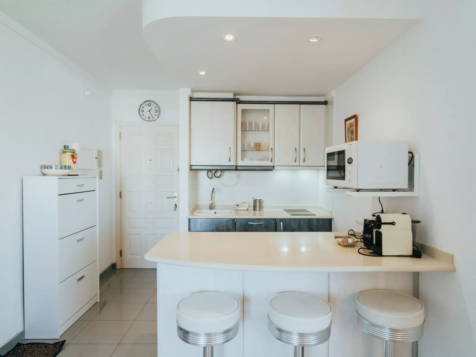 WELCS APARTAMENTO 202 EMP CON VISTAS AL CANAL - Binnen