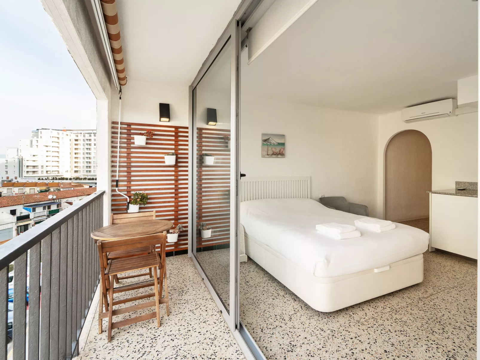 WELCS ESTUDIO 120 EMP cerca del mar - Binnen