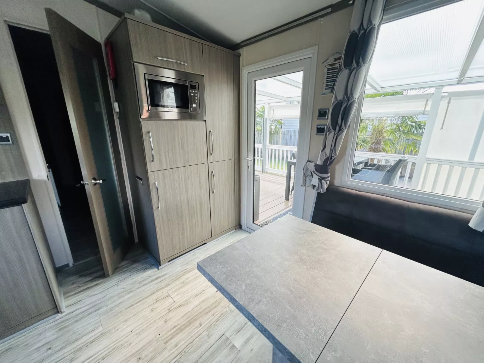 NV 102 - Beach Resort Nieuwvliet Bad - Binnen