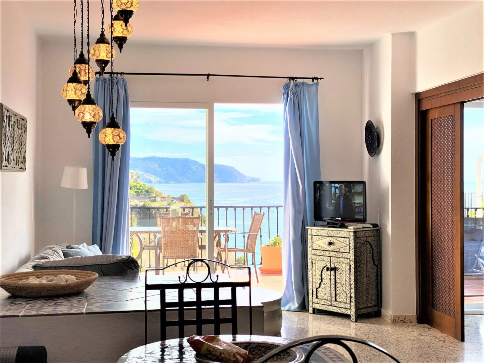 Capistrano Playa 403 by Casasol - Binnen