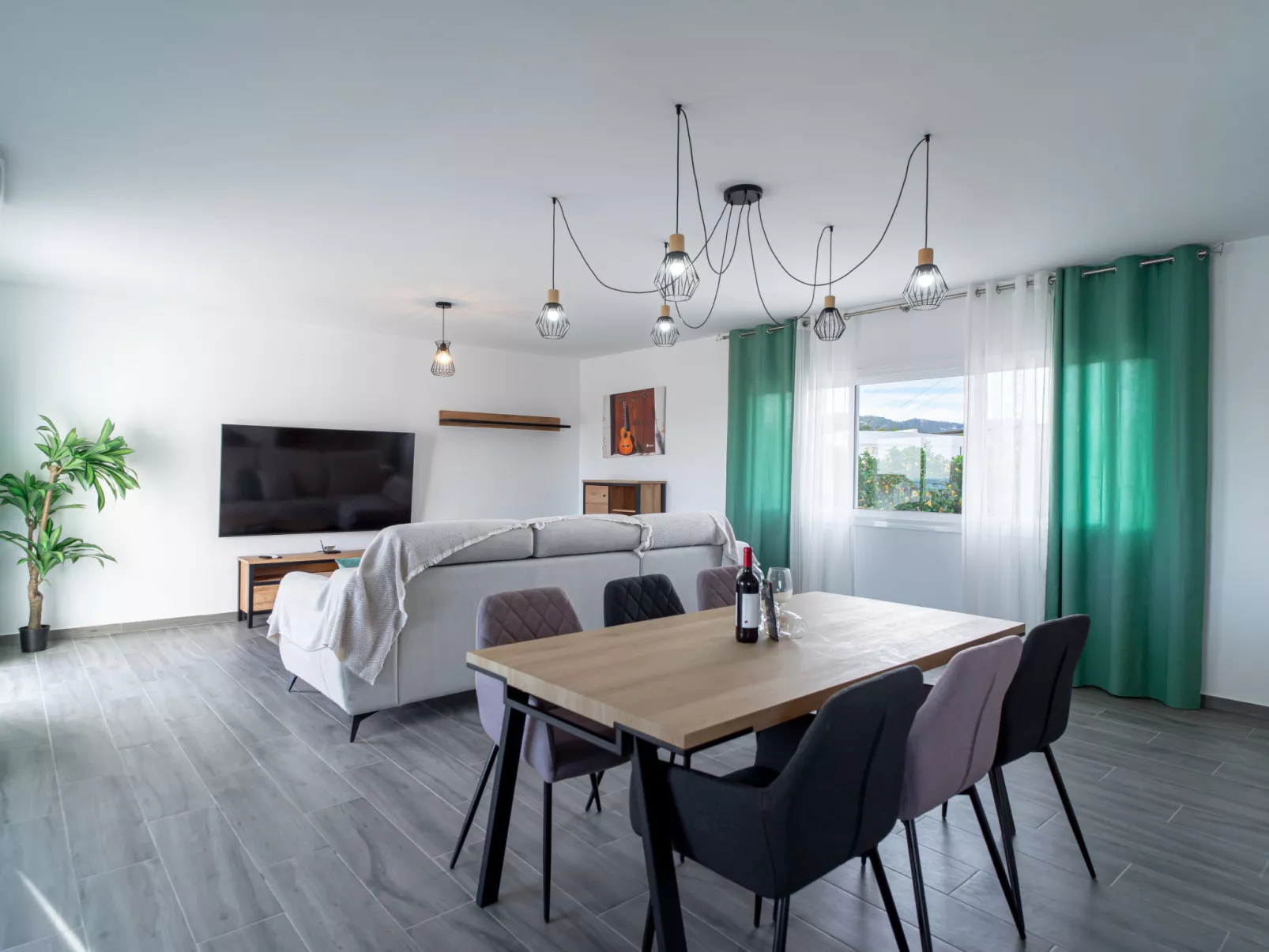 Villa Mauri Private Pool by Casasol - Binnen