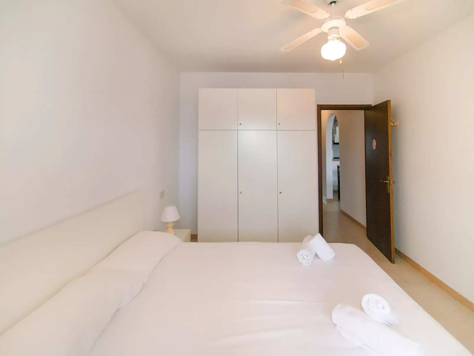 WELCS APARTAMENTO 243 EMP con terraza con vista - Binnen