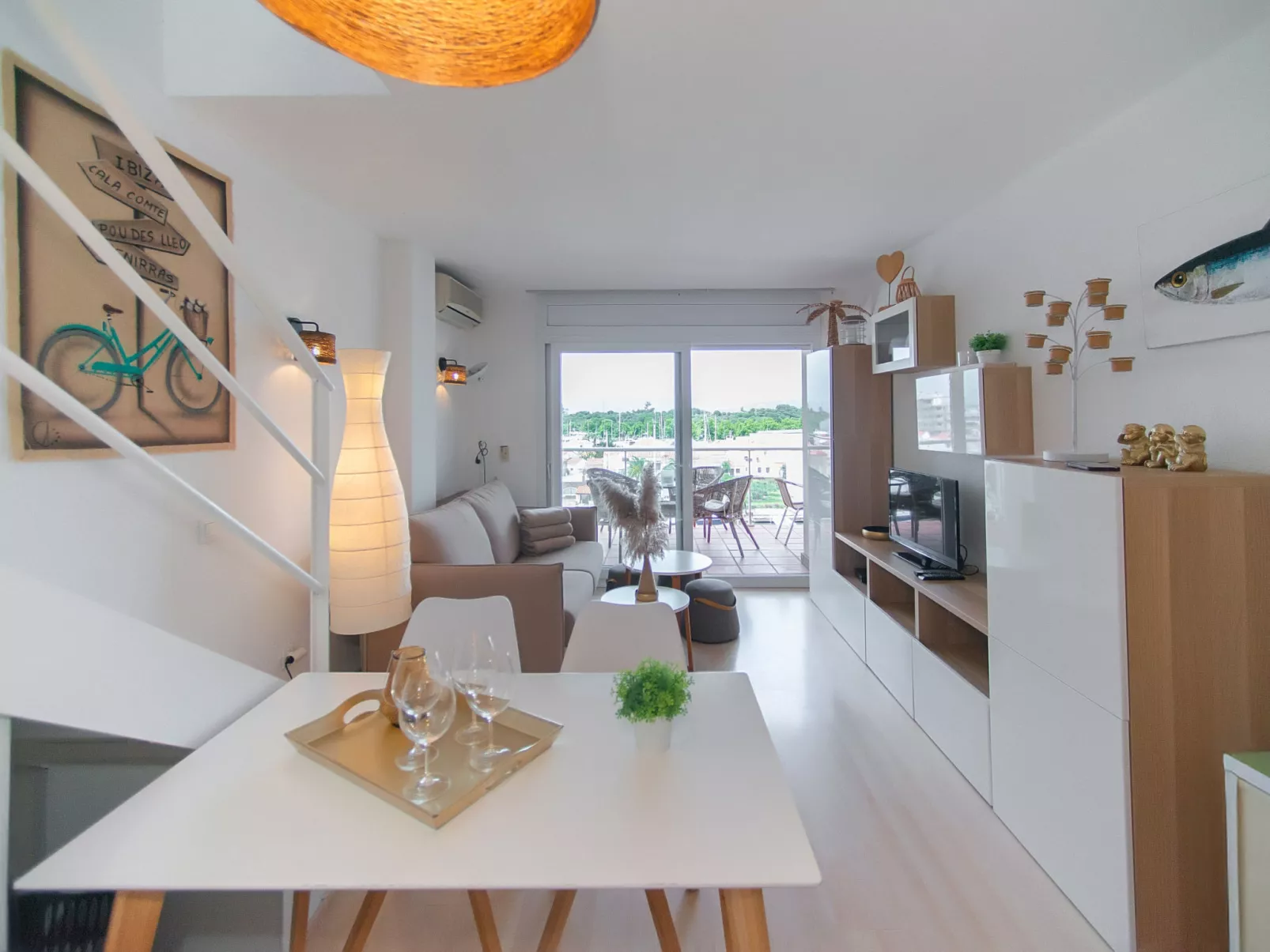 WELCS APARTAMENTO 254 EMP con vista al canal - Binnen