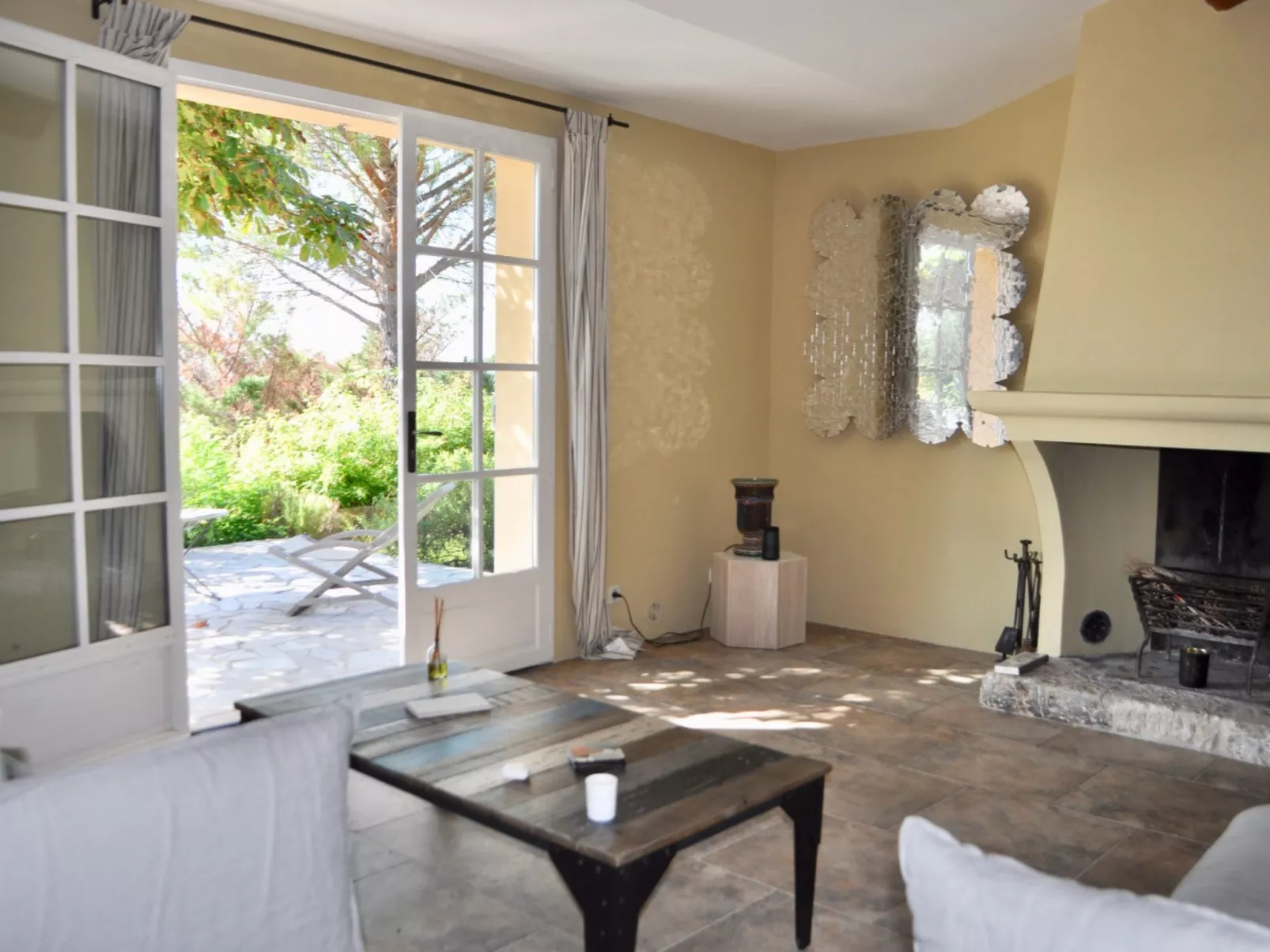 ARTS & FLORES - Binnen