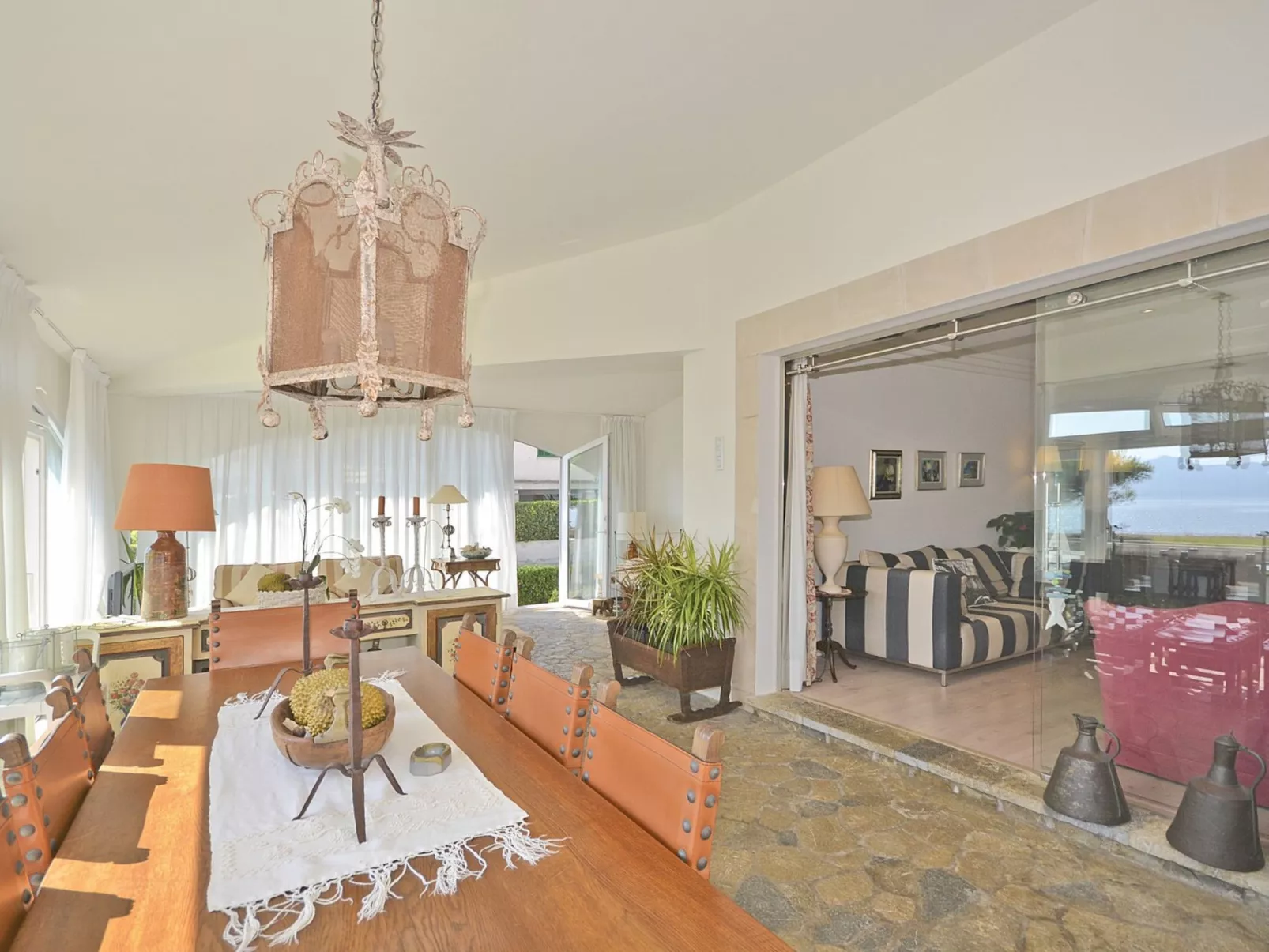 Llenaire - Xata - Binnen