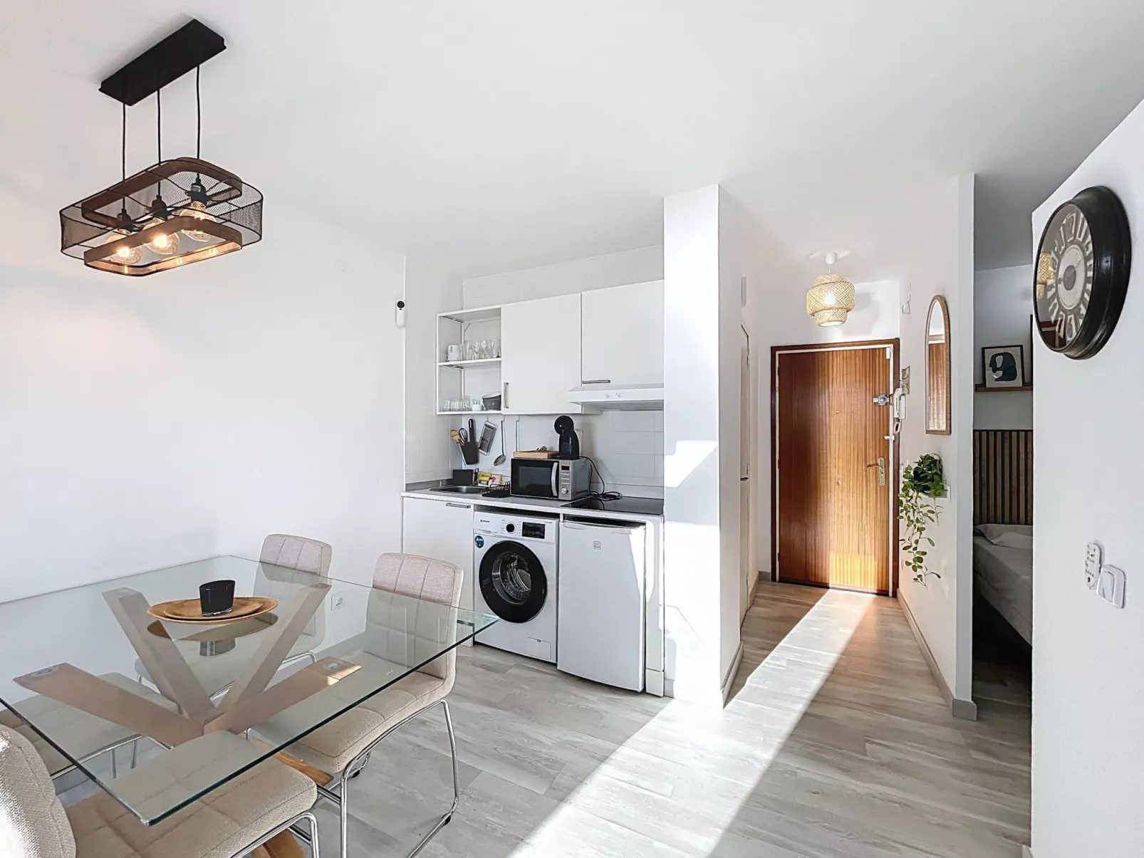 WELCS ESTUDIO 266 EMP con vista al mar - Binnen