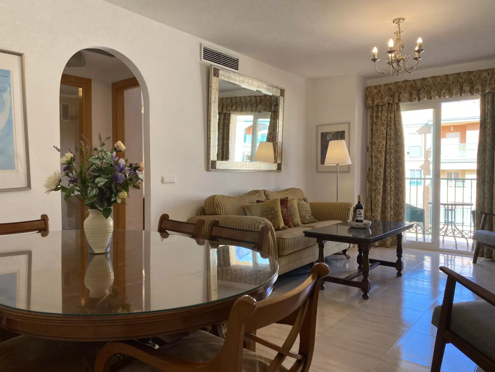 Penthouse Clavero by Casasol - Binnen