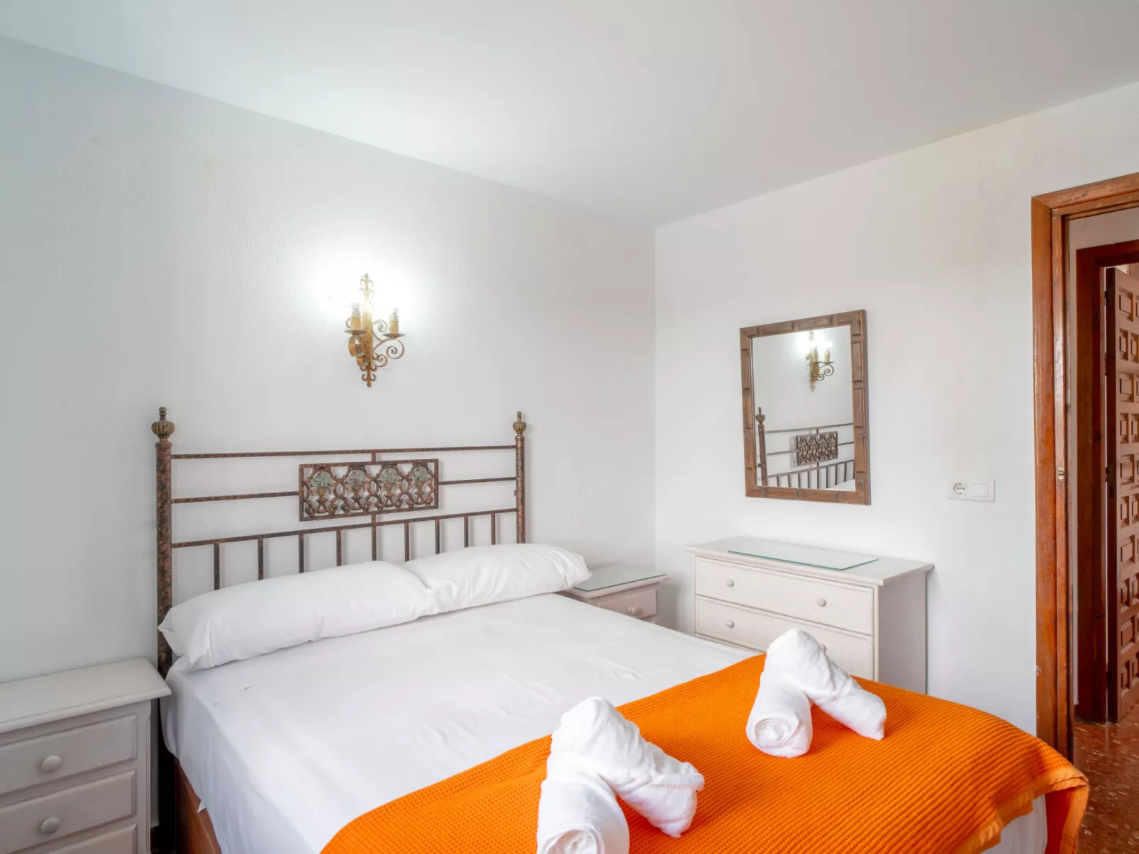 Acapulco Apartment 7 by Casasol - Binnen