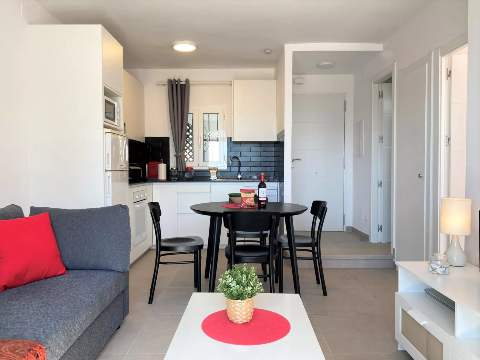 Verano Azul 67 Seaview by Casasol - Binnen