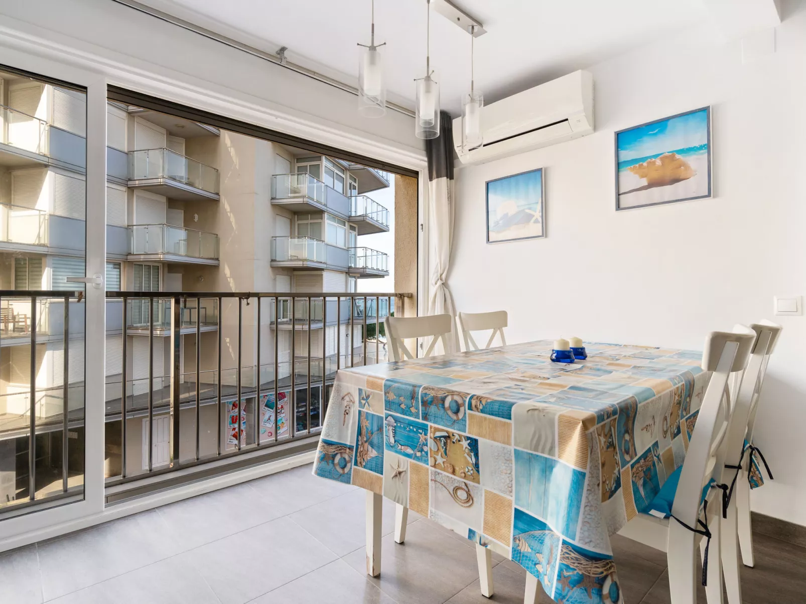 WELCS APARTAMENTO 130 PDA frente al mar - Binnen