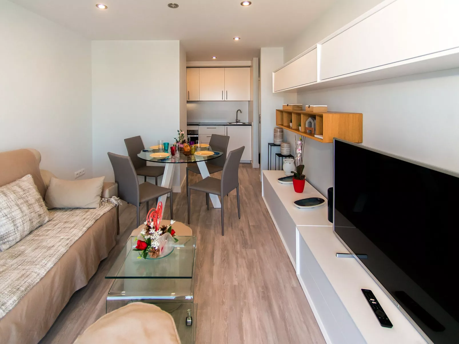 WELCS APARTAMENTO 264 EMP con vistas al canal - Binnen