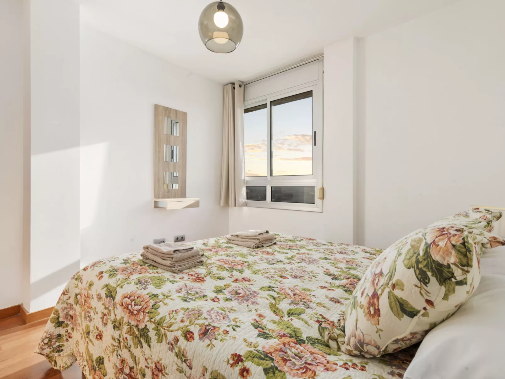 WELCS APARTAMENTO 051 EMP con vistas al mar - Binnen