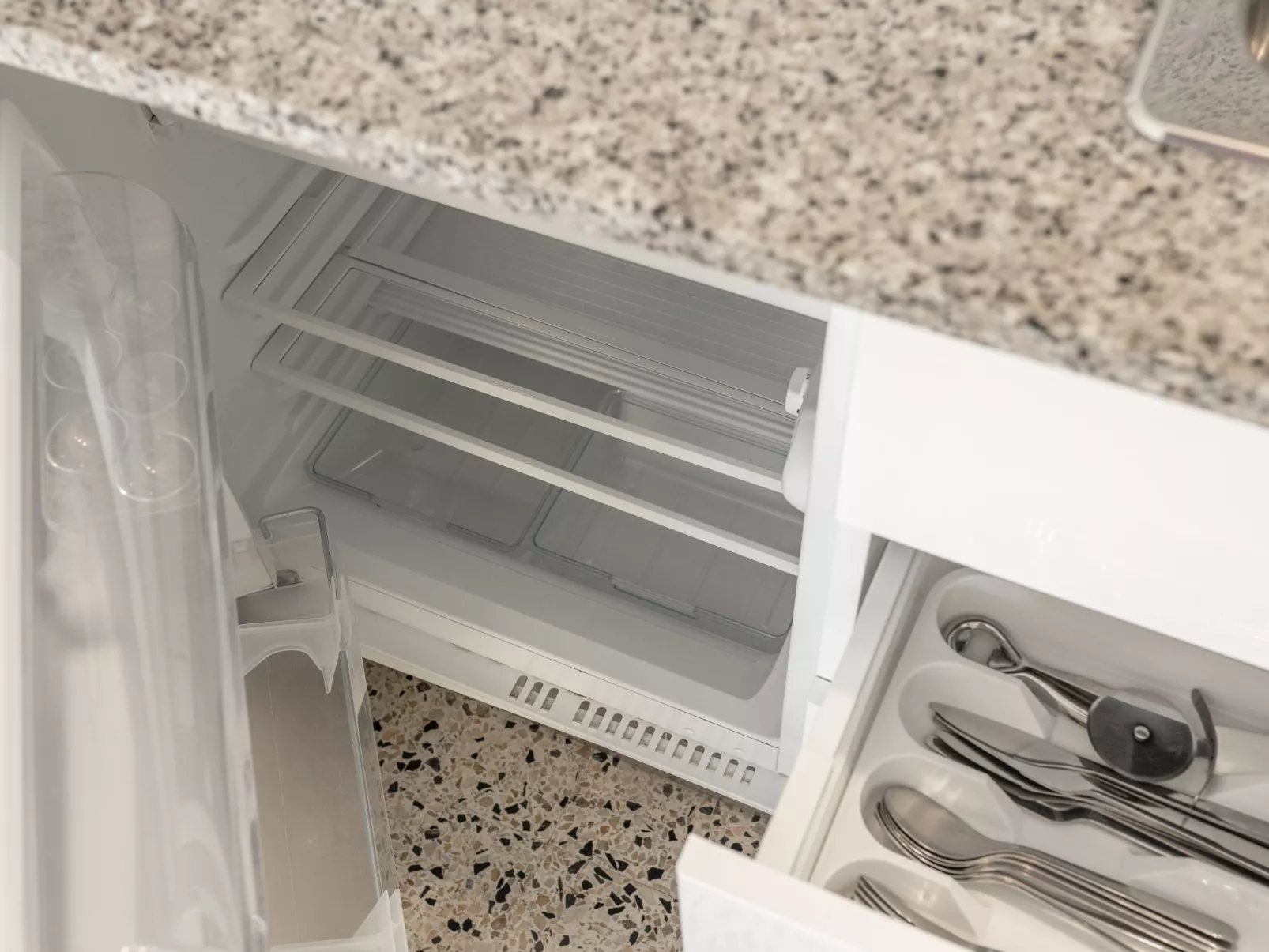 WELCS ESTUDIO 120 EMP cerca del mar - Binnen