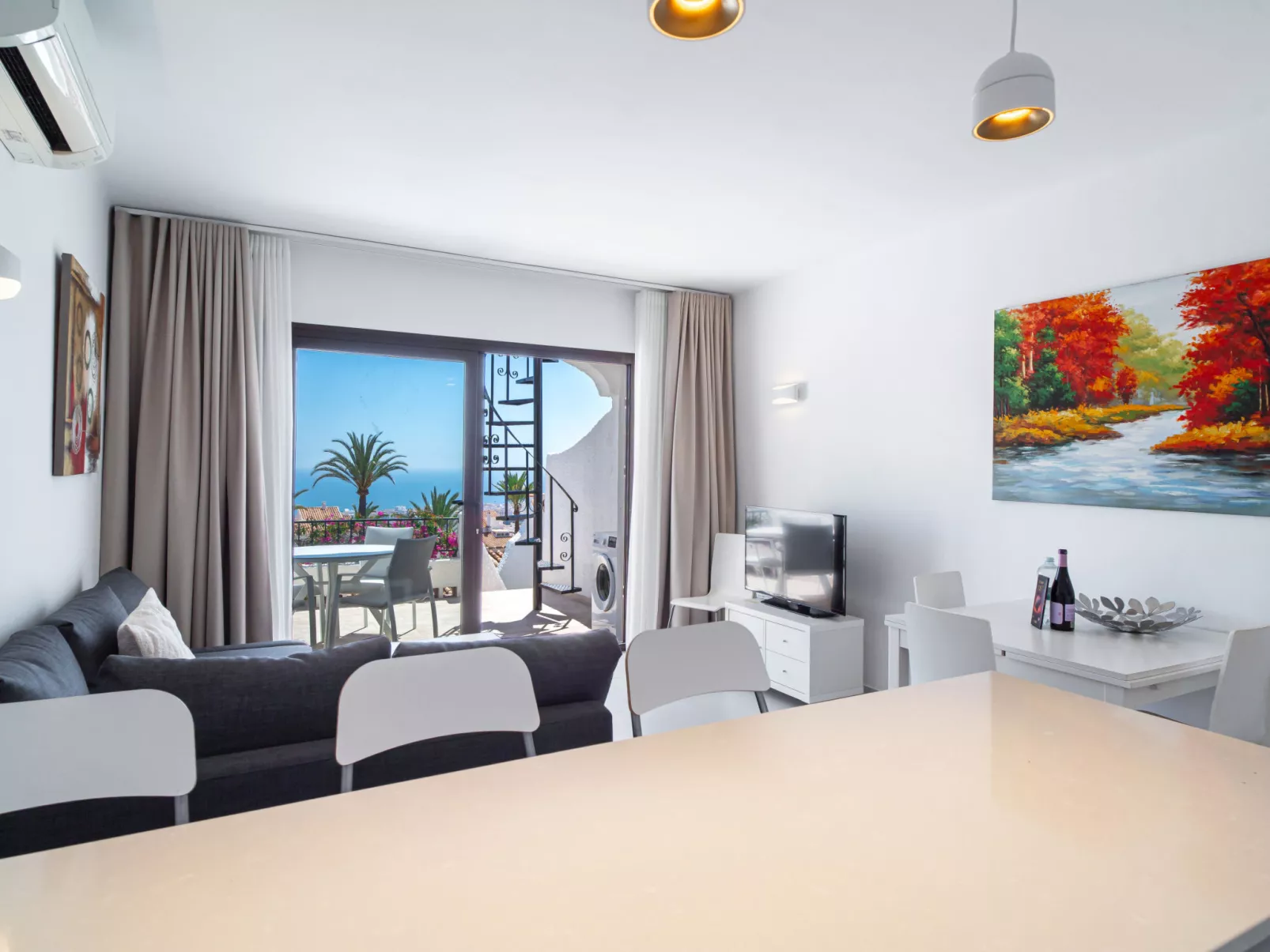 Hibiscos 33 Rooftop Vista by Casasol - Binnen