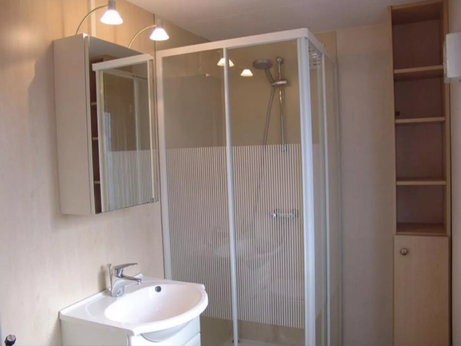 RBR 655 - Beach Resort Kamperland - Binnen
