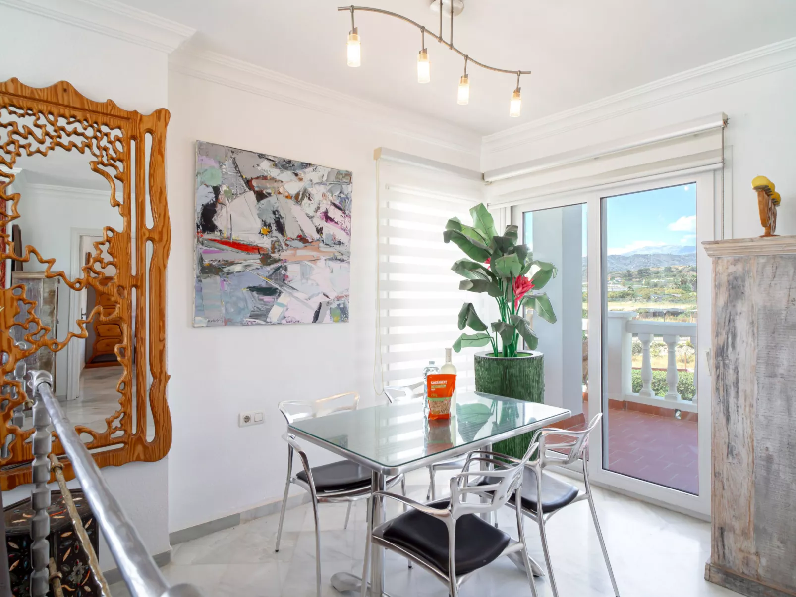 Stella Maris Beachfront 1J by Casasol - Binnen