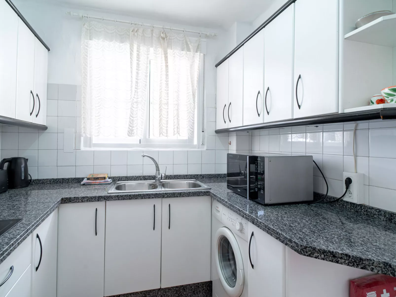 Coronado 148 Apartment by Casasol - Binnen