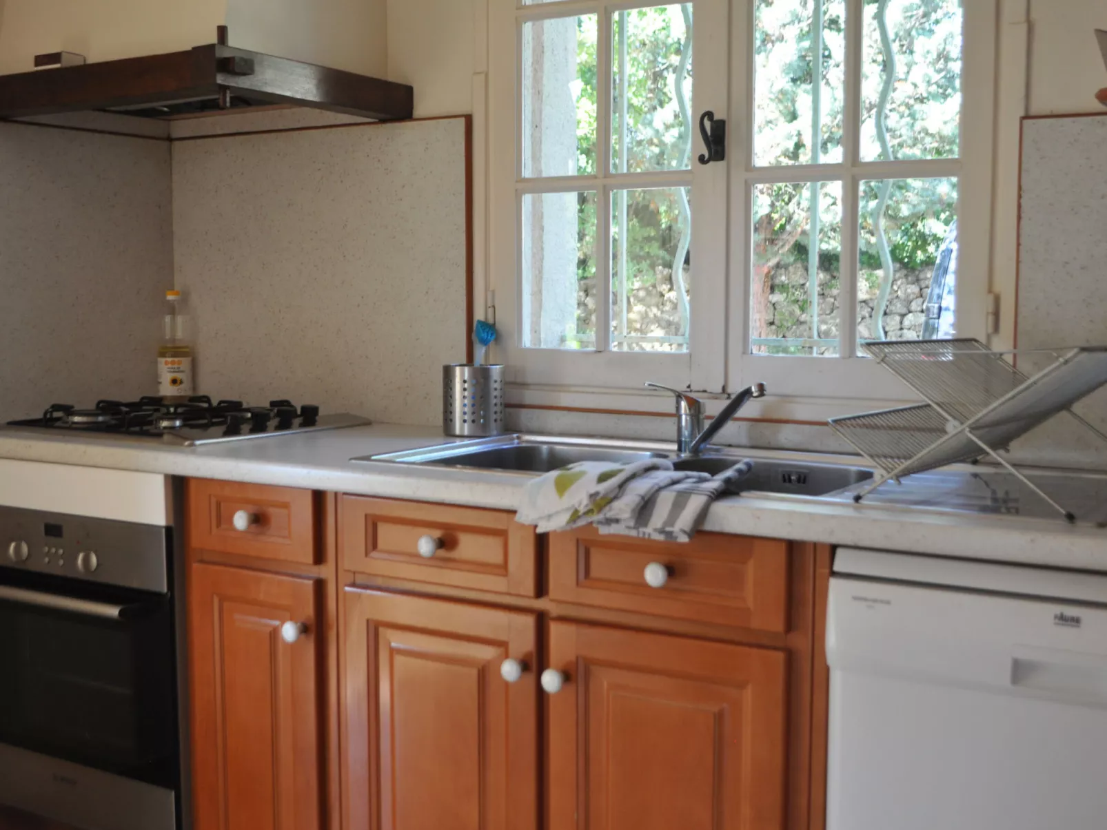 CLOS DES CHENES - Binnen