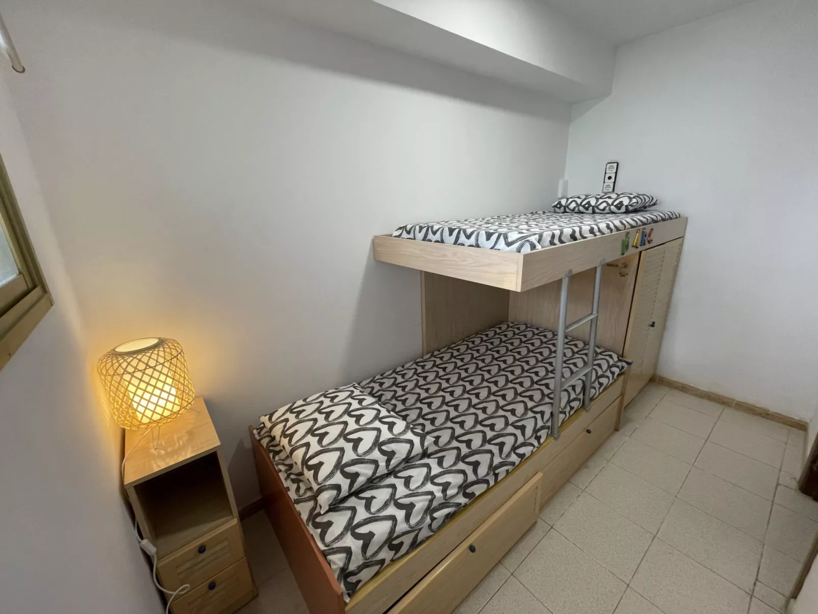 LA PINEDA HOLIDAY APARTMENT - Binnen