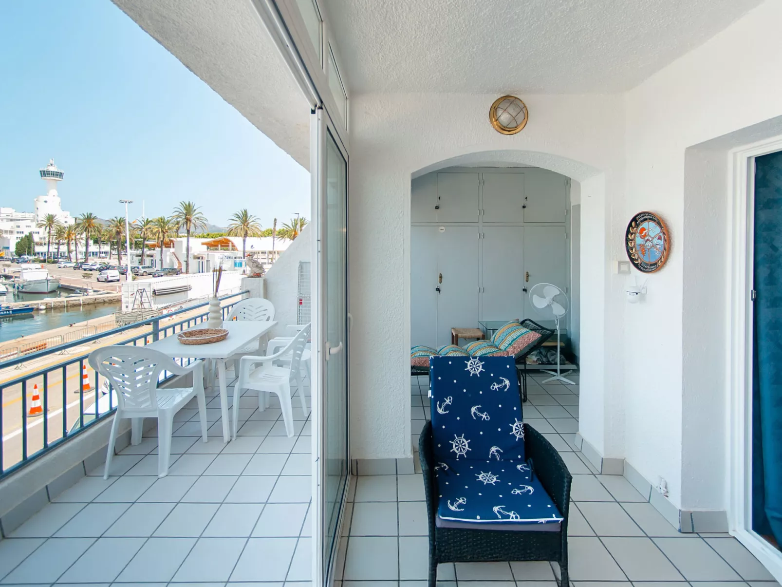 WELCS APARTAMENTO 260 EMP con vistas al canal - Binnen