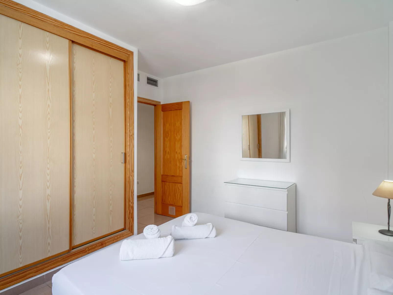 Rubarsal Burriana Beach 1J by Casasol - Binnen