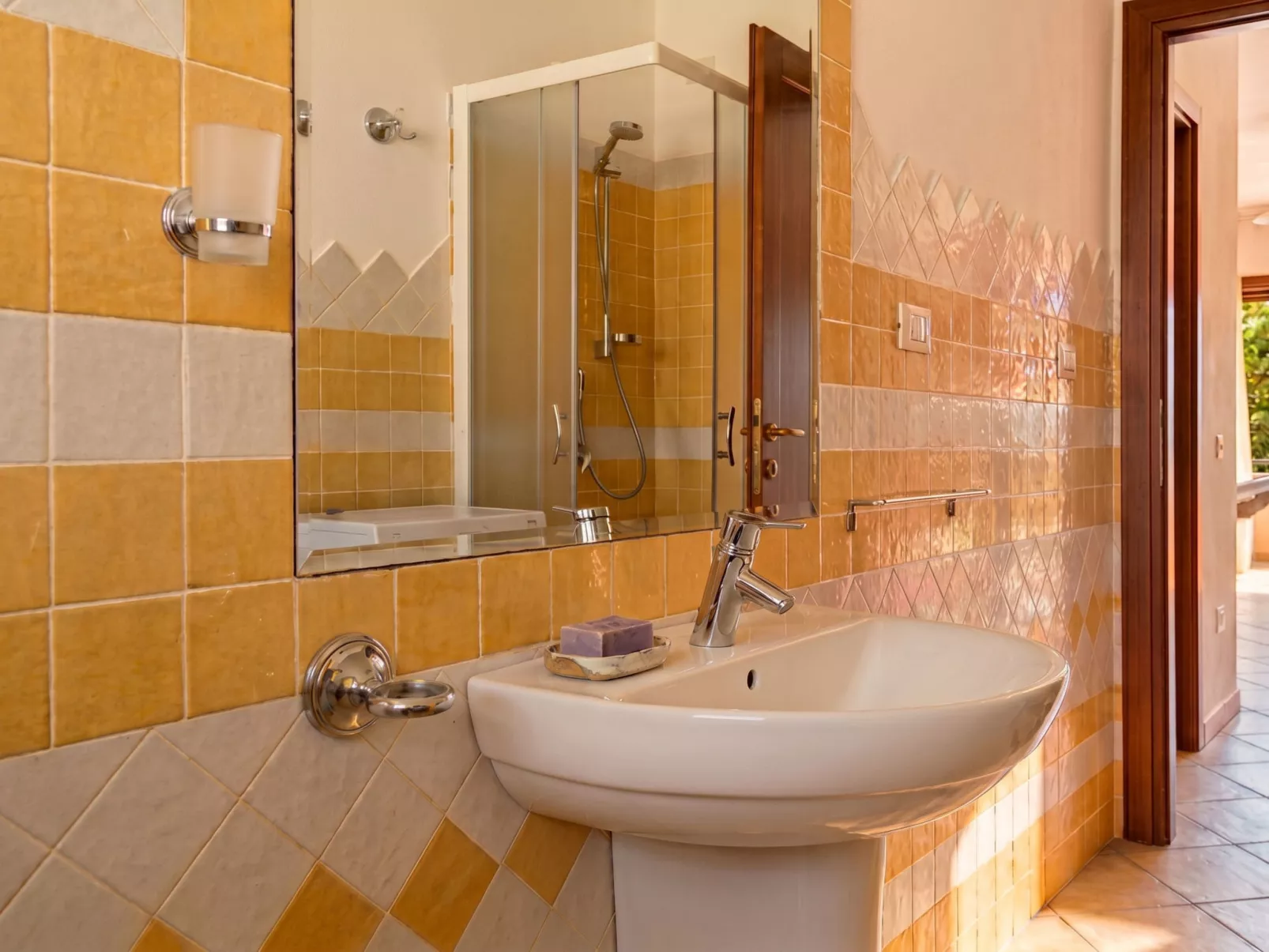 Cala Del Porto - Binnen